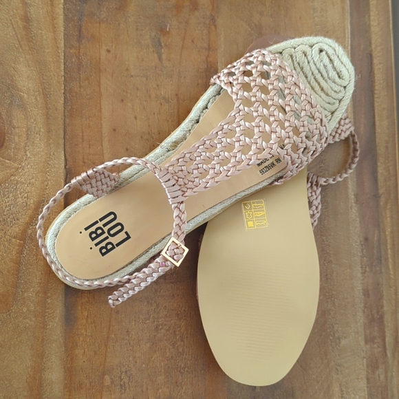 🆕🌿SUNDANCE WOVEN SANDALS🌿 - Picture 8 of 8